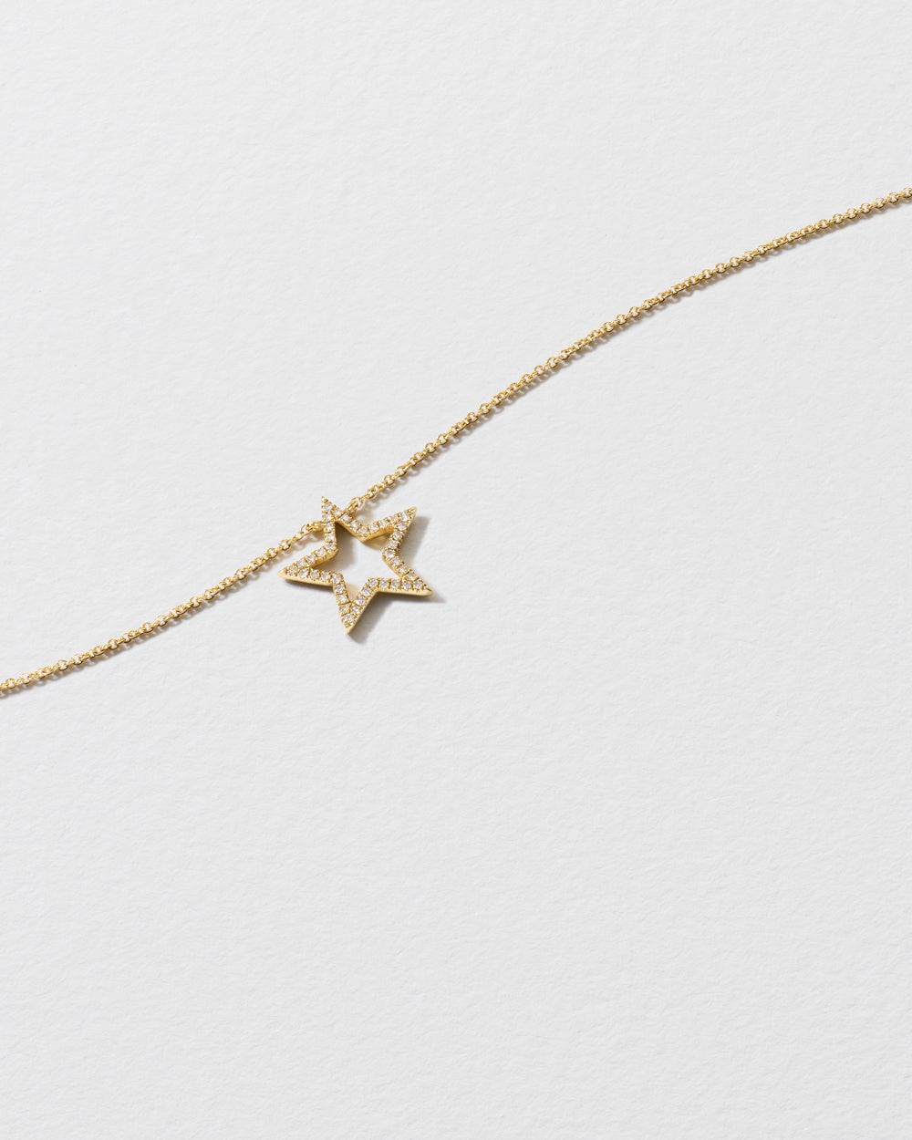 Diamond-Outline Star Necklace